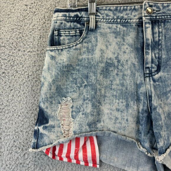 VTG Seventeen Jean Shorts Sz 11 Patriotic Distressed Cut Off Denim Blue Striped - Picture 2 of 12